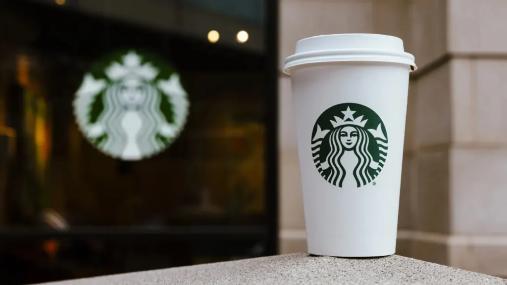 Starbucks Kuzey Amerika Genelinde 250 Mağazasını Kapatma Kararı Aldı