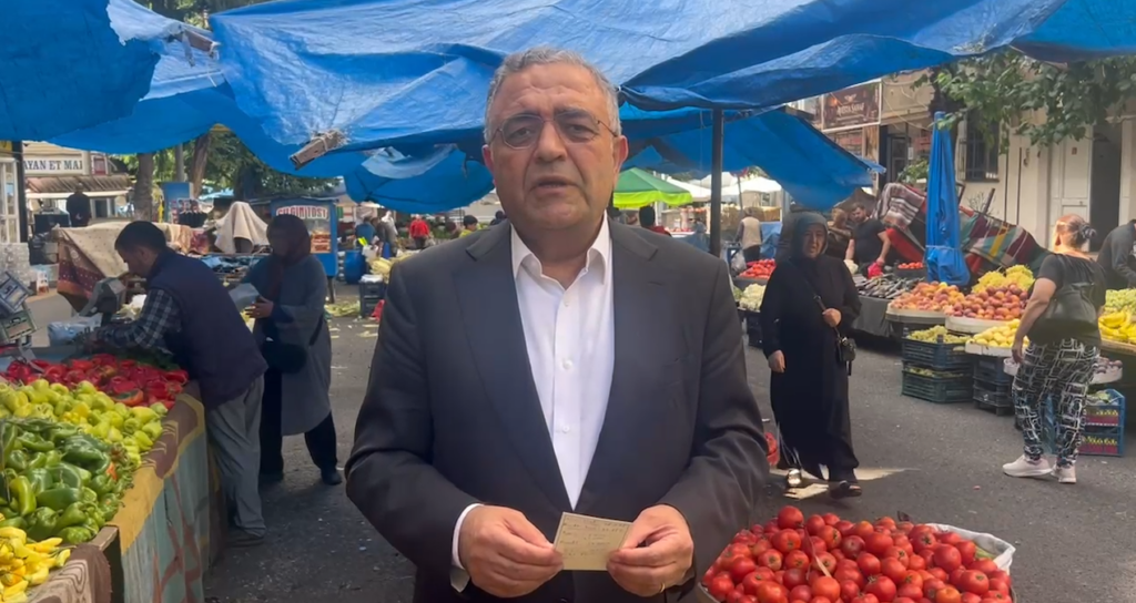 Milletvekili Sezgin Tanrıkulu Diyarbakır Pazarında Artan Yaşam Maliyetine Dikkat Çekti
