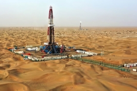 Taklamakan Çölü'nde 8 Bin Metre Derinlikten Petrol ve Doğal Gaz Üretimi Rekor Kırdı